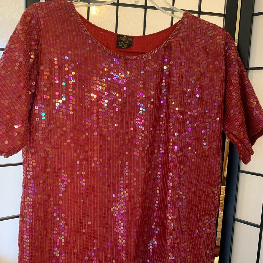 EUC Women's 100% Silk Sequin Top size Medium